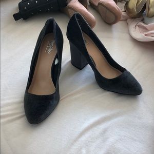 Gray velvet heels